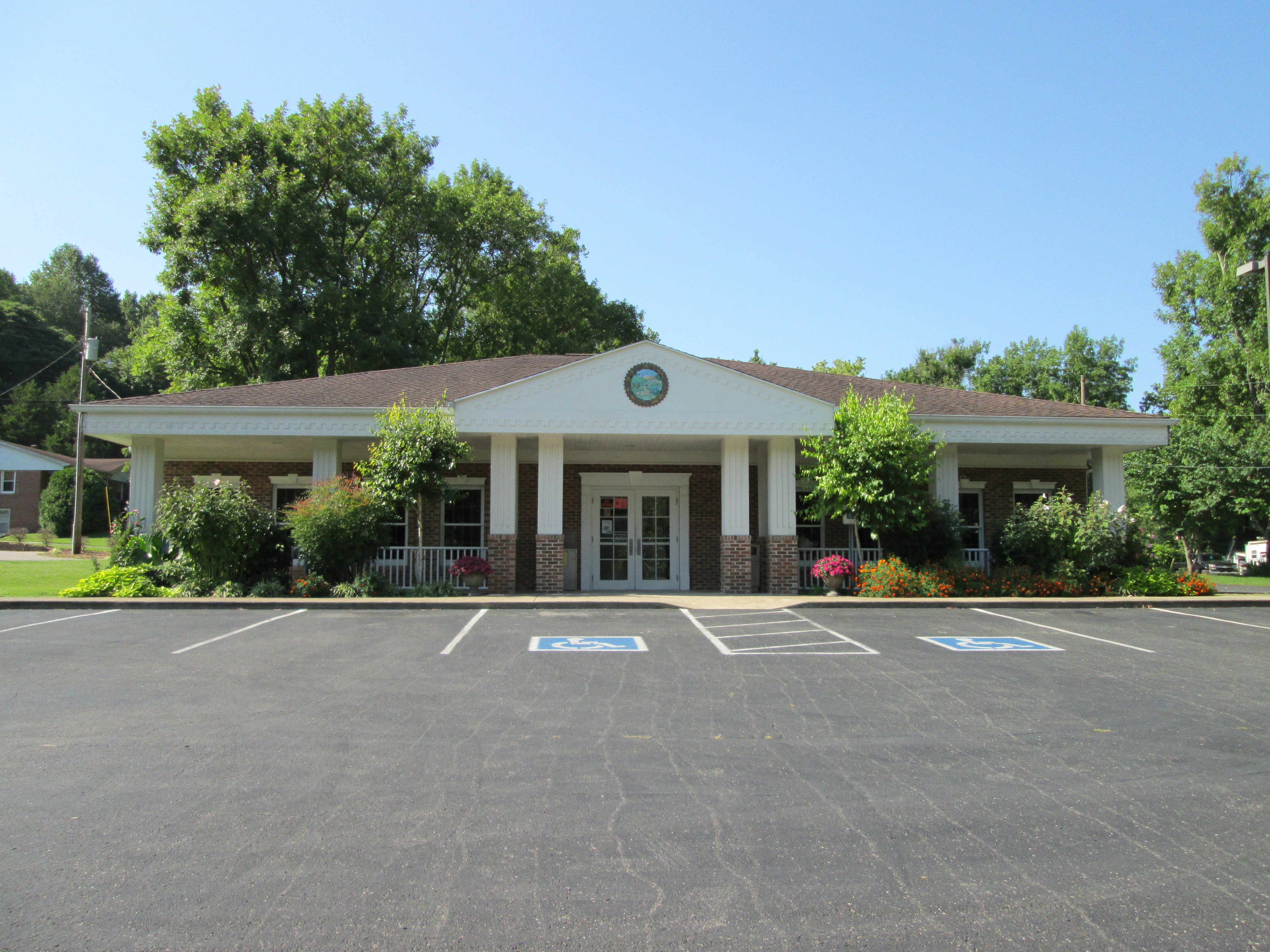 Red Boiling Springs Branch Library