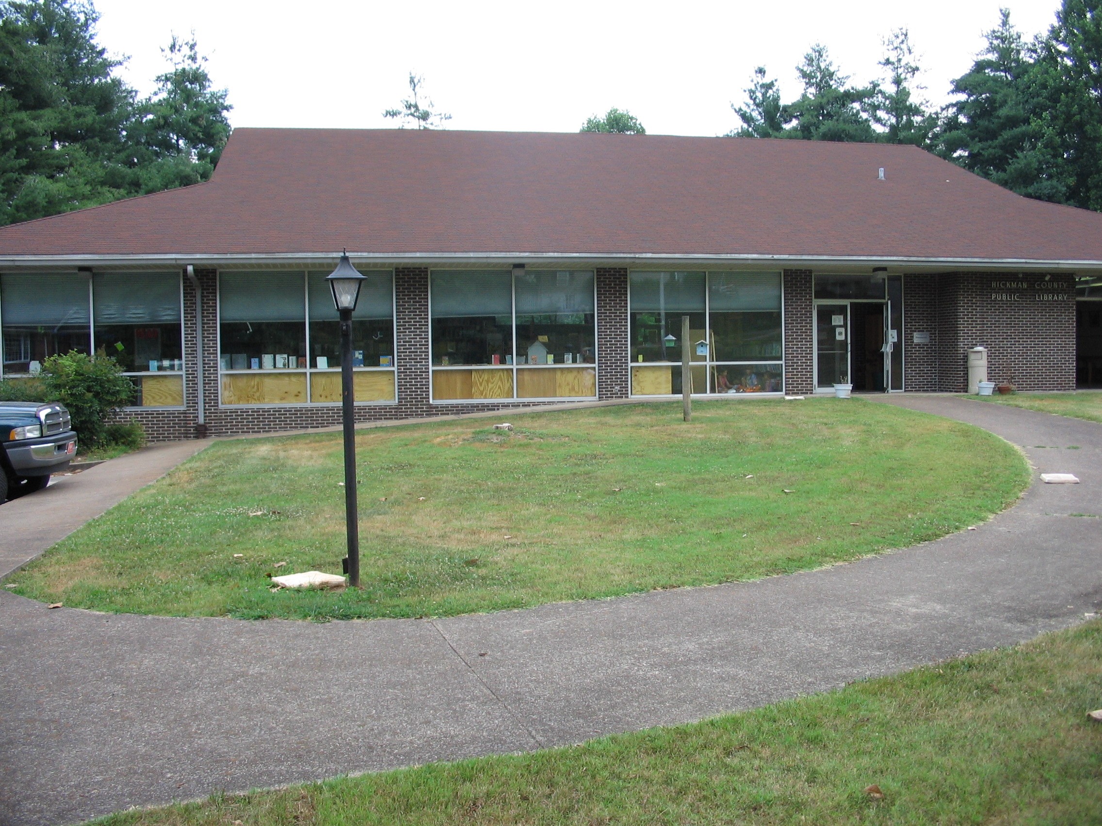 Hickman County Public Library